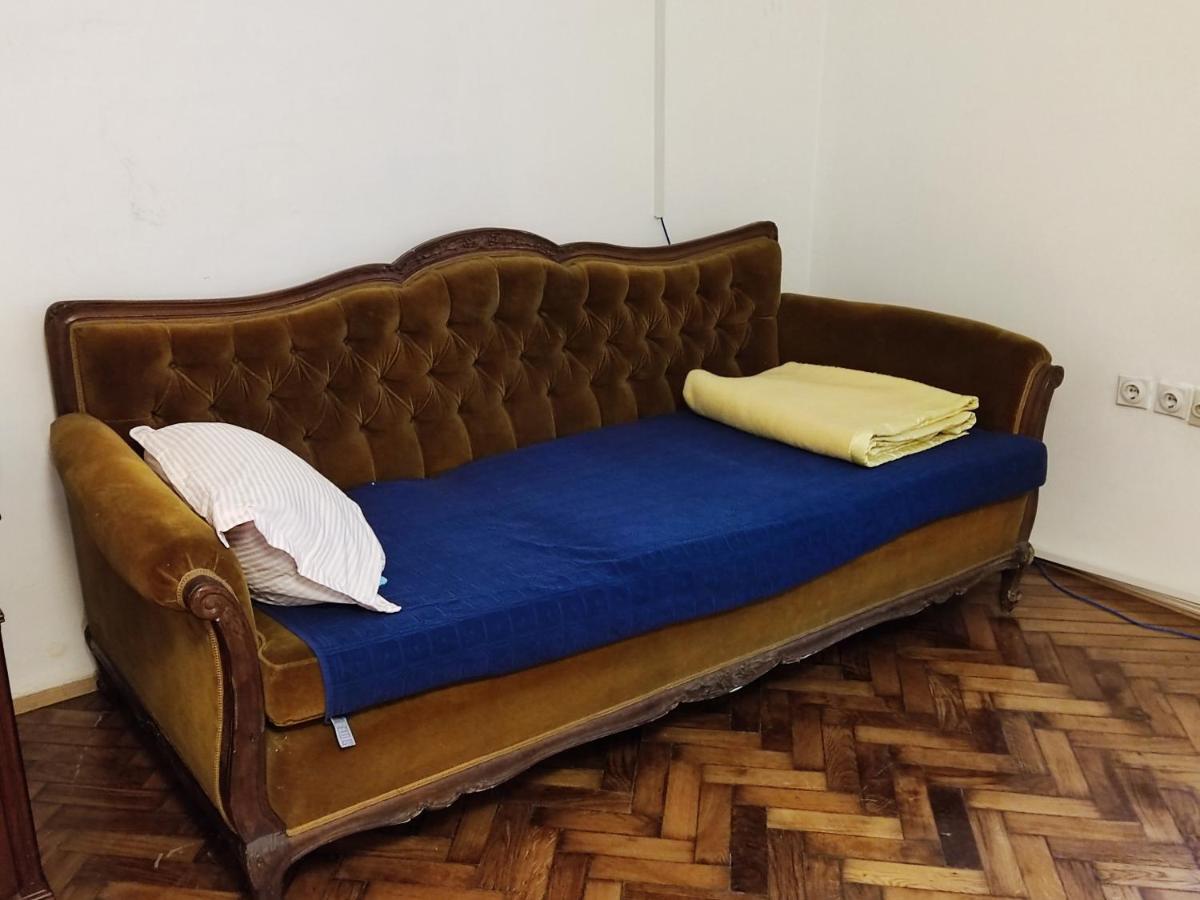 Vintage Apartment In The Center Of Novi Sad Extérieur photo